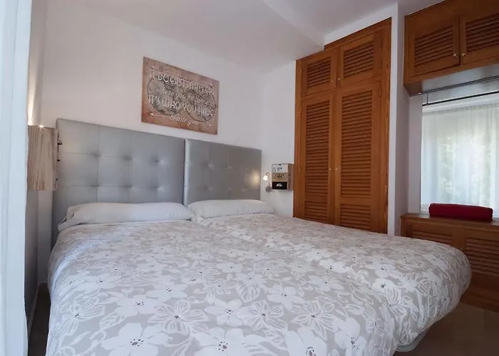 Apn Rio Darro Apartman Granada